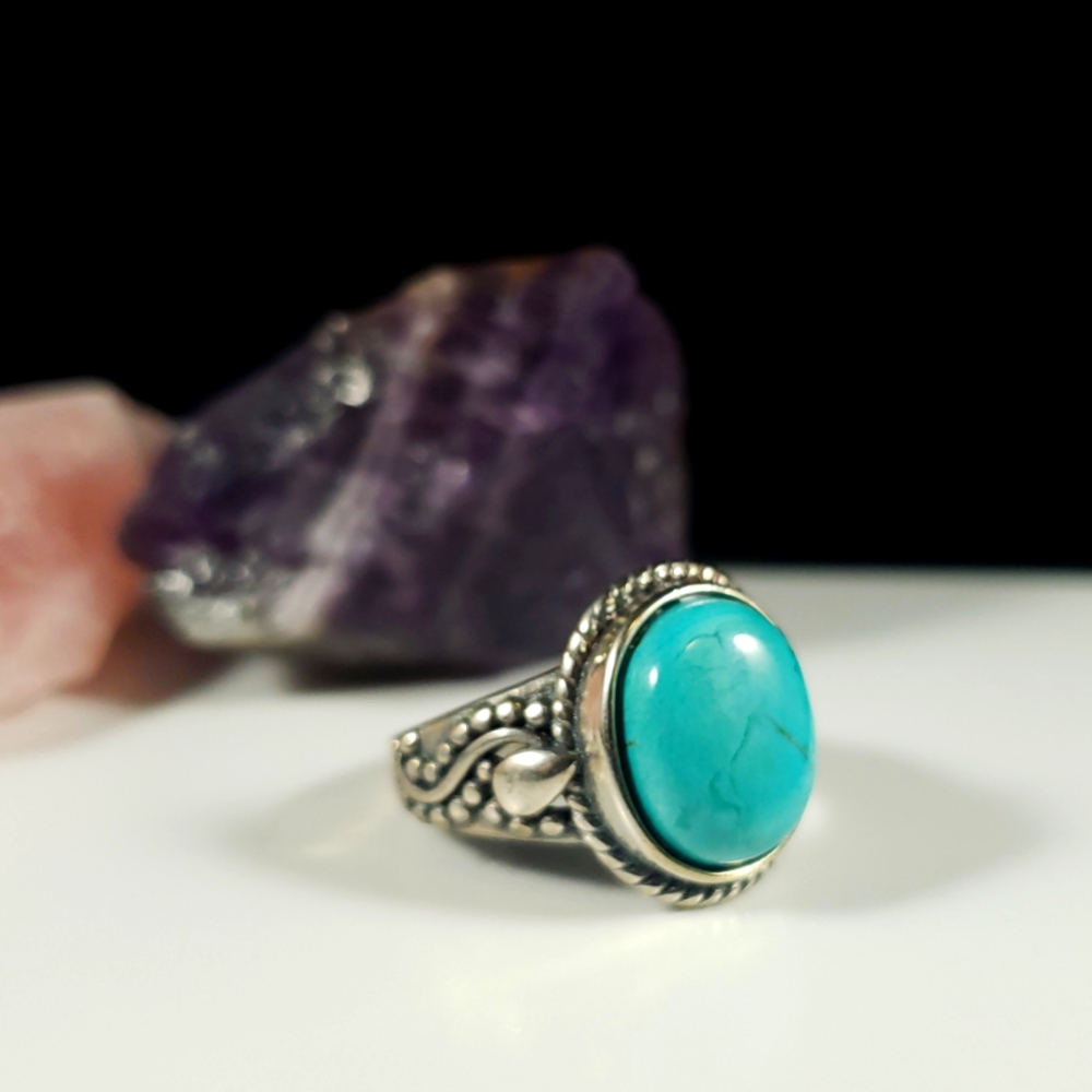Multiple Sizes Turquoise Silver Ring - Picture 2 of 6